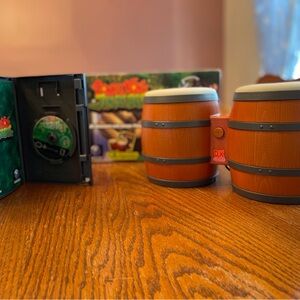 Donkey Kong Jungle Beat for Nintendo GameCube - includes bongos, game, & manual